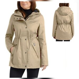 Hunter Women's Tan Water Resistant Jacket Size S